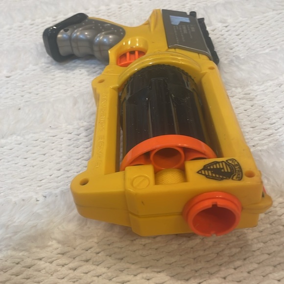 Nerf n-strike maverick rev-6 firing blaster toy rotating barrel six suction dart - Picture 3 of 12